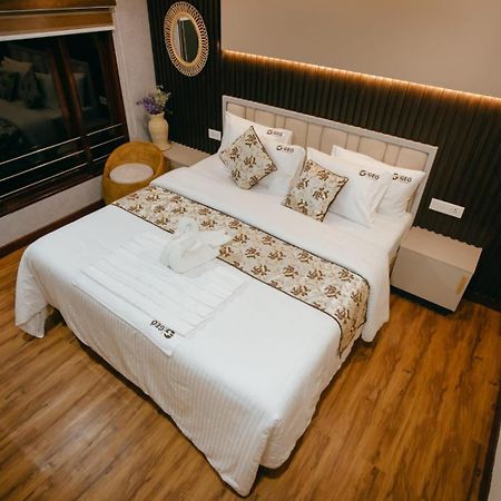 Cosy Premium Houseboats Hotel Alappuzha Exterior foto