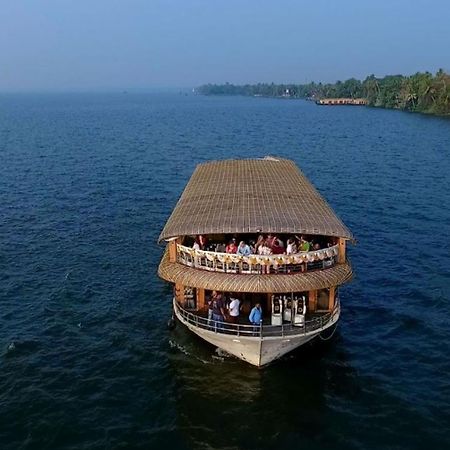 Cosy Premium Houseboats Hotel Alappuzha Exterior foto