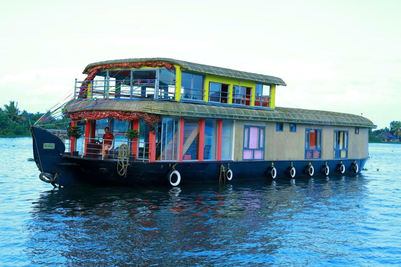 Cosy Premium Houseboats Hotel Alappuzha Exterior foto