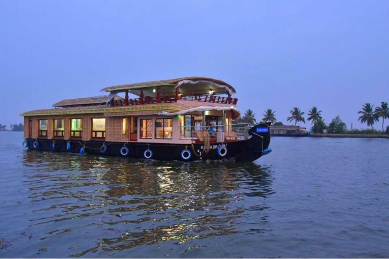 Cosy Premium Houseboats Hotel Alappuzha Exterior foto