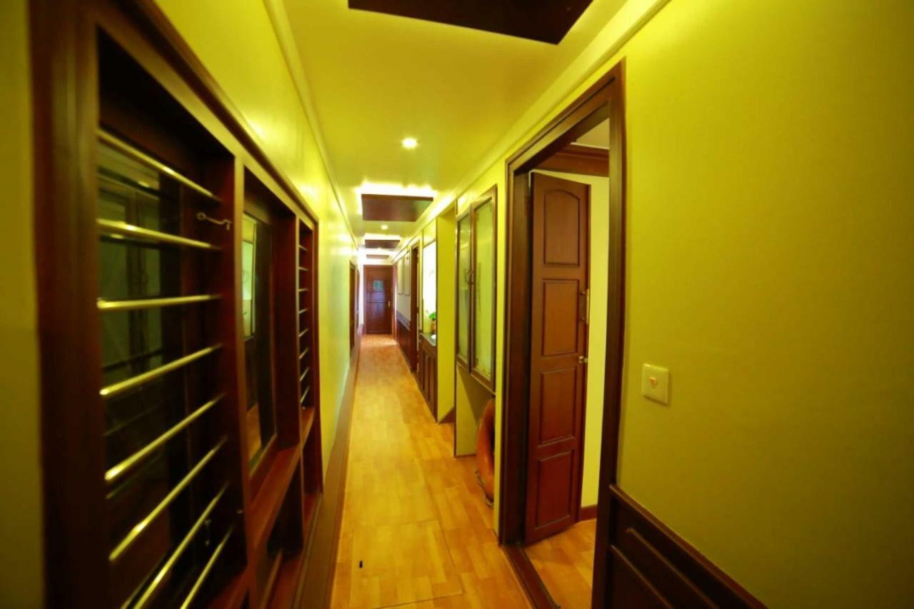 Cosy Premium Houseboats Hotel Alappuzha Exterior foto