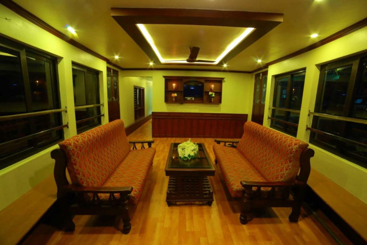 Cosy Premium Houseboats Hotel Alappuzha Exterior foto