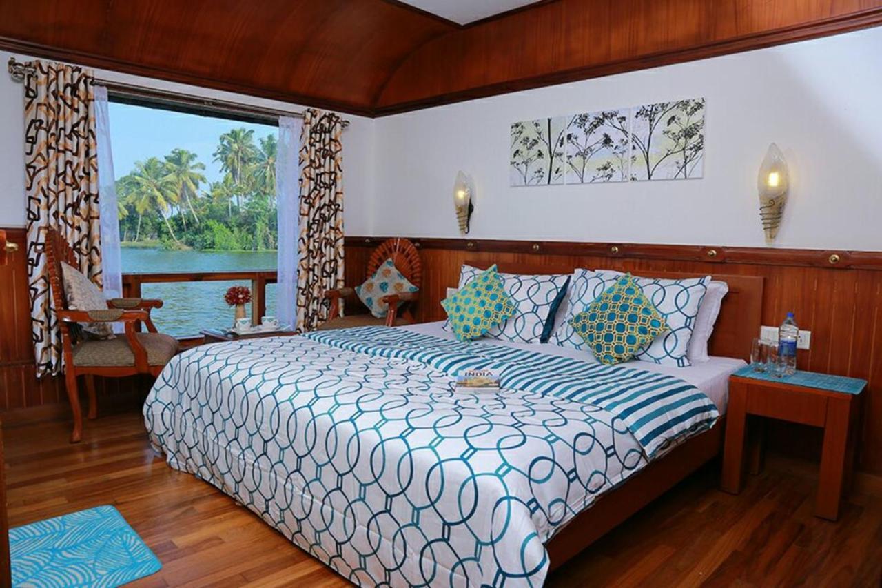 Cosy Premium Houseboats Hotel Alappuzha Exterior foto