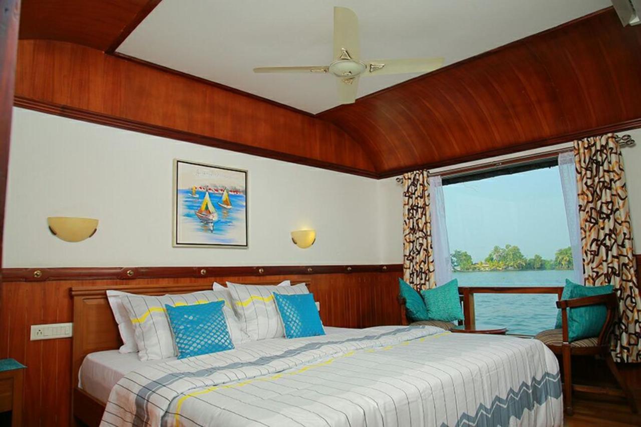 Cosy Premium Houseboats Hotel Alappuzha Exterior foto