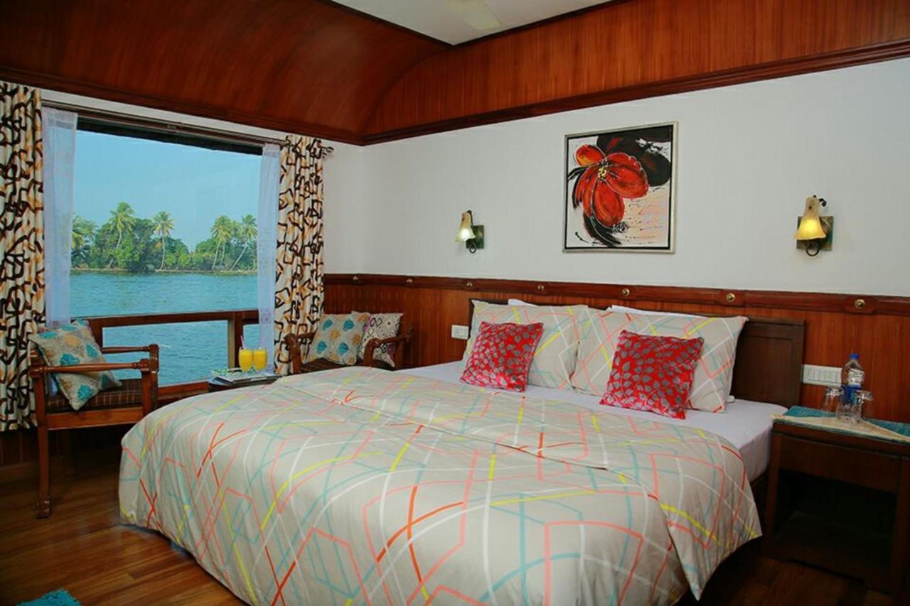 Cosy Premium Houseboats Hotel Alappuzha Exterior foto